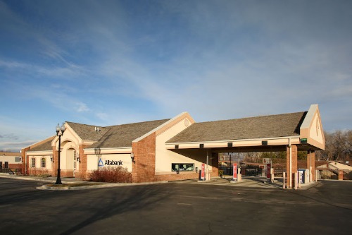 Riverton Branch exterior